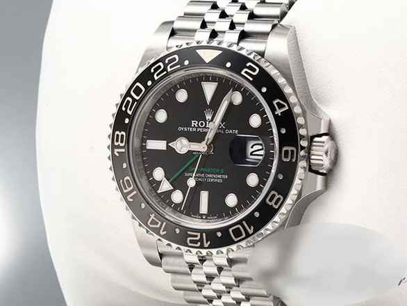  Rolex GMT-Master II 126710grnr 2024 Edelstahl Automatik Stahl Zweite Zeitzone Stainless Steel Black Dial Jubilé-band Chronometer Oyster 