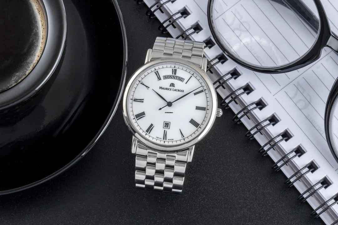  Maurice Lacroix Les Classiques Stahl Quarz Herrenuhr Ref. 96856 