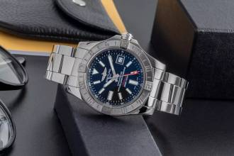 Thumbnail von Breitling Avenger II GMT Stahl Automatik Herrenuhr Ref. A32390111B1A1 B&P 2020