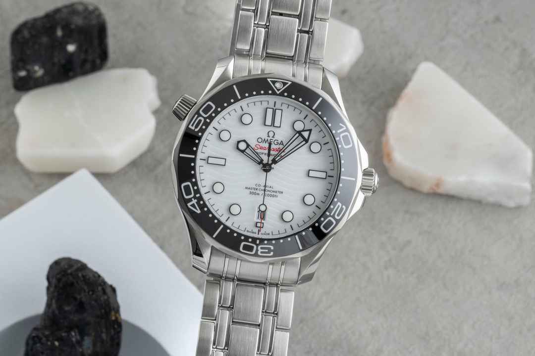  Omega Seamaster Diver 300 M Stahl Automatik Ref. 210.30.42.20.04.001 