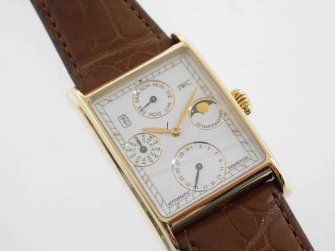  IWC Novecento 18 Karat Gelbgold Novecento Ewiger Kalender mit orig. Papieren mit Krokoband Tresoruhr Deutsche Auslieferung Original Papiere ! 