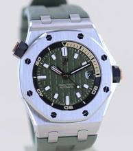 Thumbnail von Audemars Piguet Royal Oak Offshore Diver green Dial unworn Khaki B+P