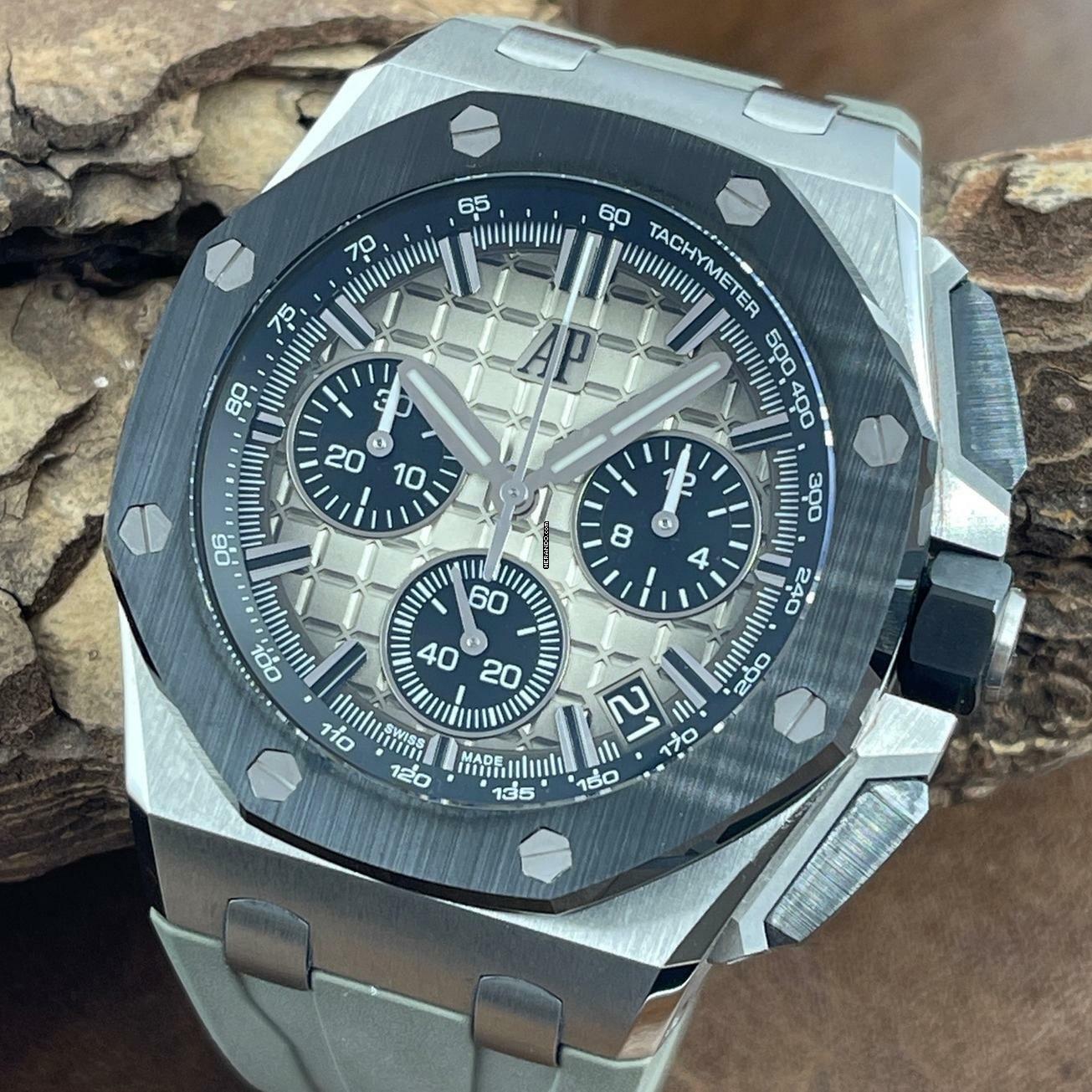  Audemars Piguet Royal Oak Offshore Chronograph Royal Oak Offshore Chrono - FULLSET 2021 - Ref. 26420SO.OO.A600CA.01 original invoice - unpolished 