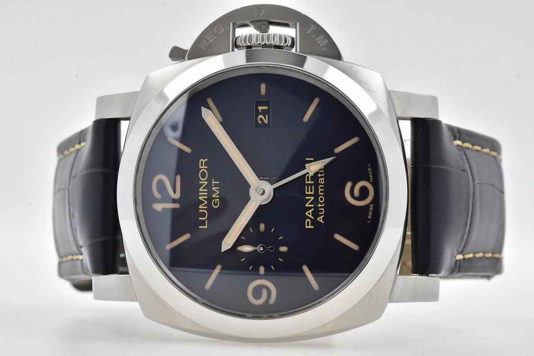  Panerai Luminor 1950 3 Days GMT Automatic Marina 1950 3 Days GMT PAM 1033 LC100 