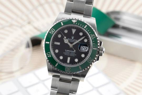  Rolex Submariner Date Starbucks Herrenuhr Oyster Perpetual 126610LV B&P 2023 