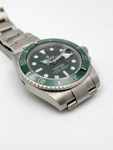 Thumbnail von Rolex Submariner Date Hulk Full Sticker Unworn Full Set Austria
