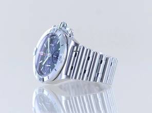 Thumbnail von Breitling Chronomat 42 Chronograph 42 mm Bentley British Racing green B+P Stahlband