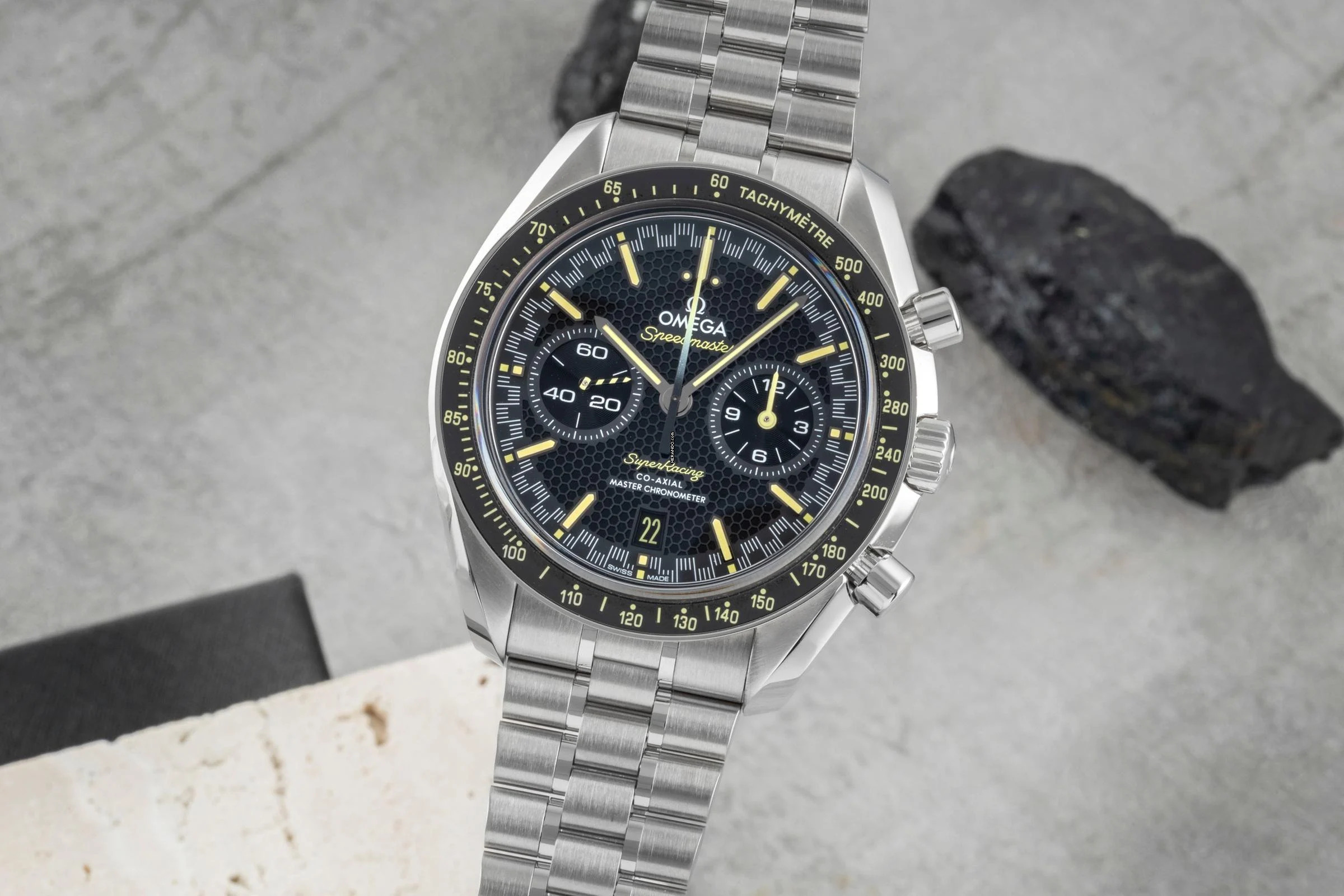 Omega Speedmaster Super Racing Automatik Ref. 329.30.44.51.01.003 B&P 2025
