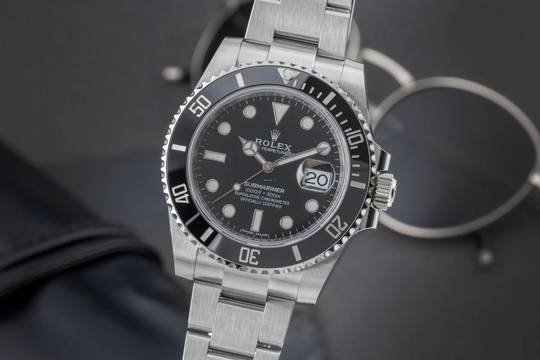  Rolex Submariner Date 40 Stahl Automatik Herrenuhr Ref. 116610LN B&P 2018 