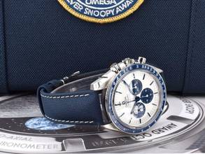 Thumbnail von Omega Speedmaster Apollo Xiii 50th Anniversary Snoopy Silver Dial
