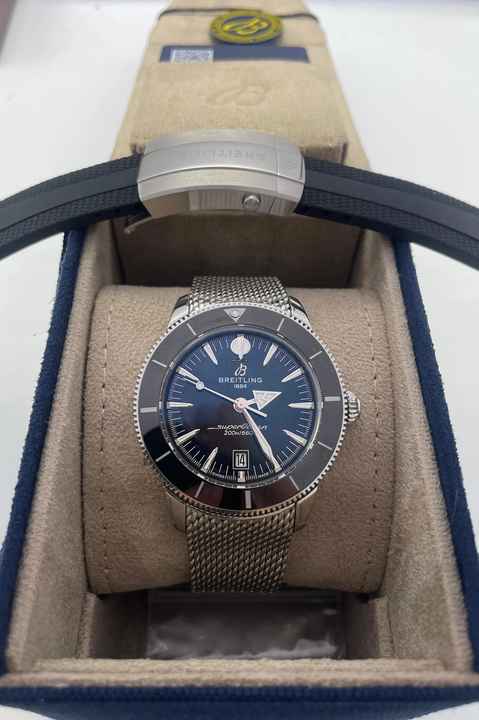  Breitling Superocean 44 Ocean Culture Series B31 Automatic Breitling Super 44mm BLACK DIAL FULL SET WITH BOX AND PAPERS NEW year: 2025 - 2 STRAPS 