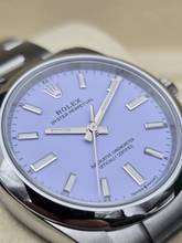 Thumbnail von Rolex Oyster Perpetual 34 34mm 124200-0008 Lavender dial Unworn/New Condition Full Set 11-2025
