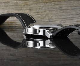 Thumbnail von Panerai Luminor 8 Days 8 Giorni PAM00915 Black Dial unpoliert