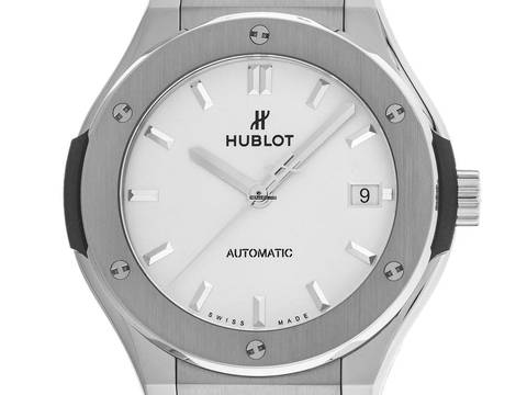  Hublot Classic Fusion Titan Ref.565.NX.2611.RX 2025 Full Set Ungetragen Classic Fusion Titanium Faltschließe 