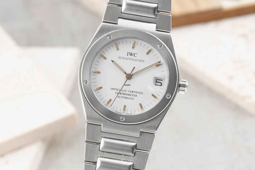  IWC Ingenieur Schaffhausen Ingenieur Chronometer Stahl Automatik Herrenuhr IW352101 B&P 