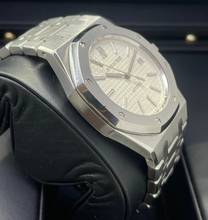 Thumbnail von Audemars Piguet Royal Oak Selfwinding 39mm (TOP CONDITION White Dial) +EXTRACT PAPERS from AP + Service Invoice AP Vienna (RO&RO)