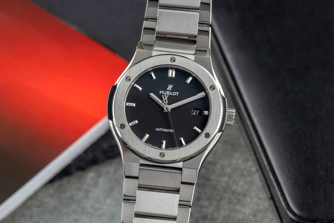  Hublot Classic Fusion Titanium Automatik Herrenuhr Ref. 548.NX.1170.NX 