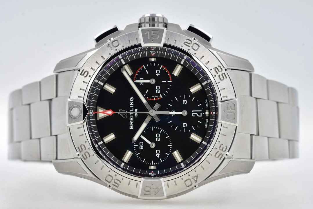  Breitling Avenger B01 Chronograph 42 AB0146101B1A1 