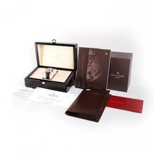 Thumbnail von Patek Philippe Annual Calendar White Gold Silver Dial