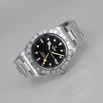  Tudor Black Bay Pro Ø 39 mm Full Set Top Zustand 