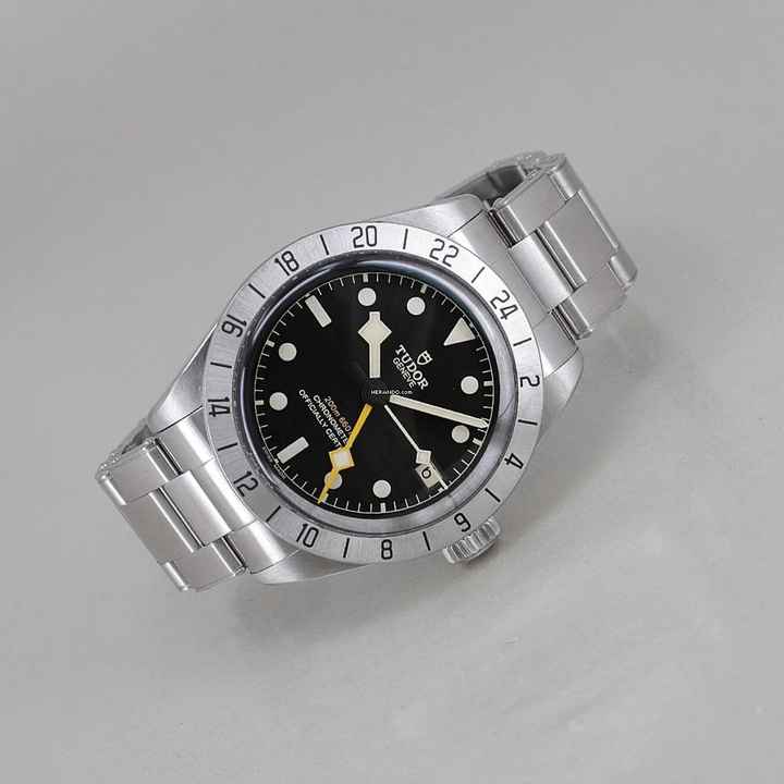  Tudor Black Bay Pro Ø 39 mm Full Set Top Zustand 