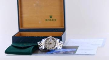 Thumbnail von Rolex Datejust 36 Saphirglas Ivory roman dial Jubiléband Stahl Gold 16233 Klassiker