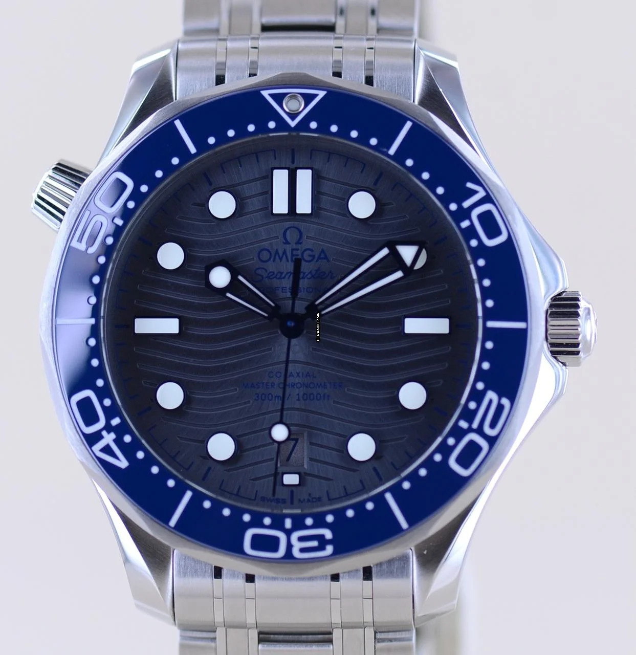 Omega Seamaster Diver 300 M Co-Axial Master Chronometer 42mm Top blue Keramik Diver B+P