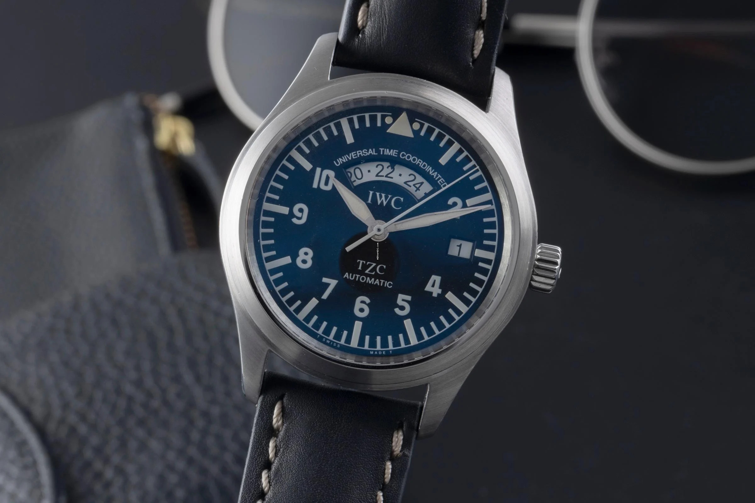 IWC Fliegeruhr Spitfire UTC TZC Edelstahl Automatik Herrenuhr Ref. IW325101