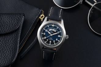 Thumbnail von IWC Fliegeruhr Spitfire UTC TZC Edelstahl Automatik Herrenuhr Ref. IW325101