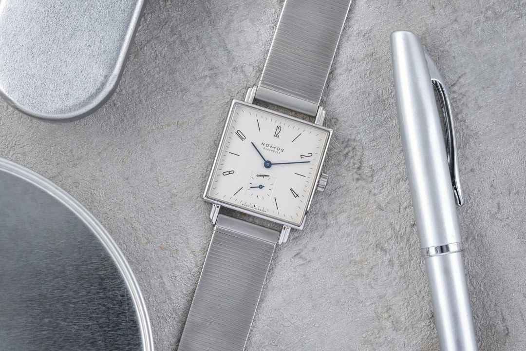  NOMOS Tetra Edelstahl Handaufzug Herrenuhr Ref. 408 Box & Papiere 2016 