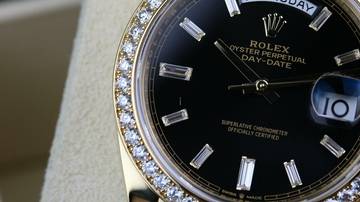 Thumbnail von Rolex Day-Date 40 Yellowgold RBR - Black Baguette - New - Fullset - 10/2025