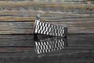 Thumbnail von Omega Genève Dynamic Automatic Black Tritium 5200.50 Vintage Military