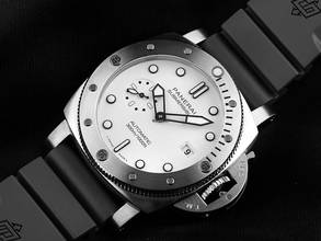 Thumbnail von Panerai Submersible Ref.PAM01590 2026 Full Set Ungetragen Submersible
