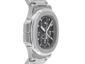 Thumbnail von Patek Philippe Nautilus Travel Time Ref.5990/1A-011 2024 Full Set Ungetragen Nautilus Travel Time