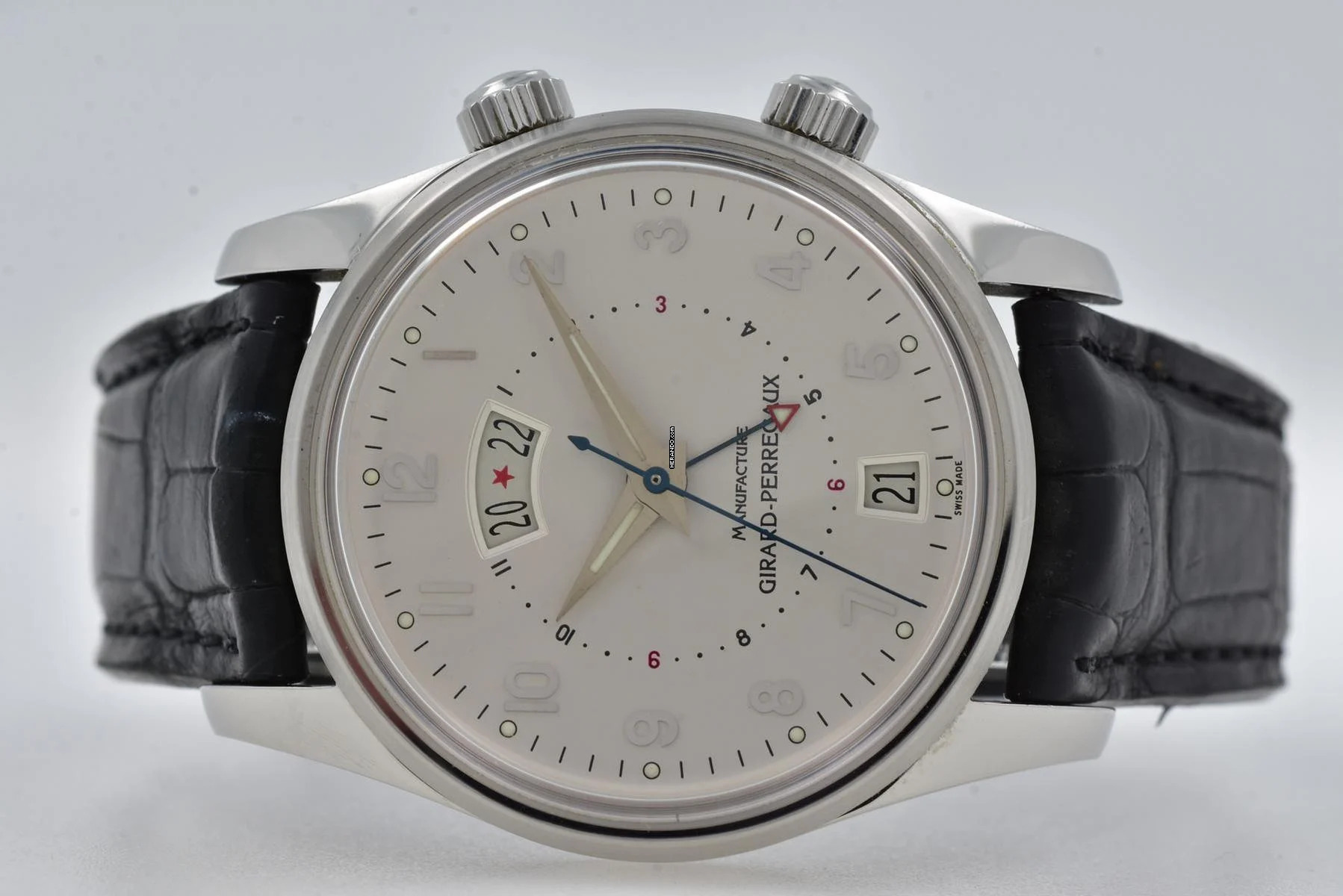  Girard Perregaux Traveller II GMT Alarm 4940 Silver Dial 