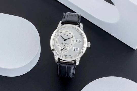  Glashütte Original PanoMaticDate Stahl Automatik Herrenuhr Ref. 90-01-02-02-04 