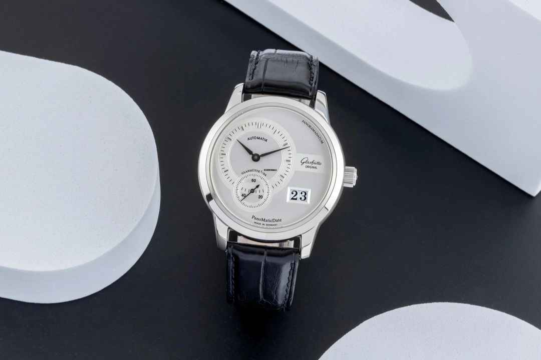  Glashütte Original PanoMaticDate Stahl Automatik Herrenuhr Ref. 90-01-02-02-04 