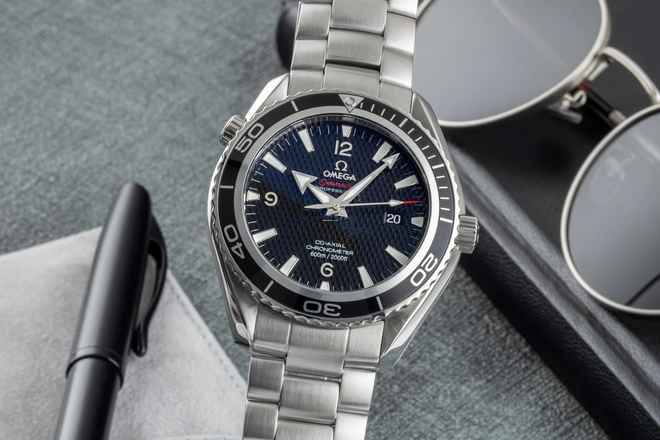  Omega Seamaster Planet Ocean 007 Quantum Of Solace Ref. 222.30.46.20.01.001 