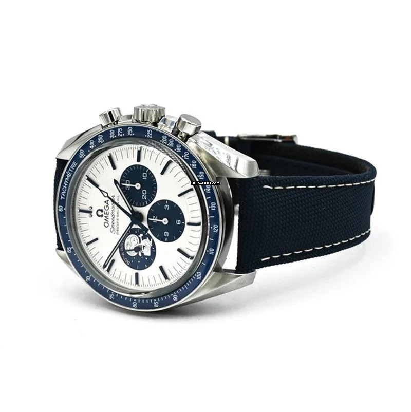 Omega Speedmaster Professional Moonwatch 'Silver Snoopy Award'