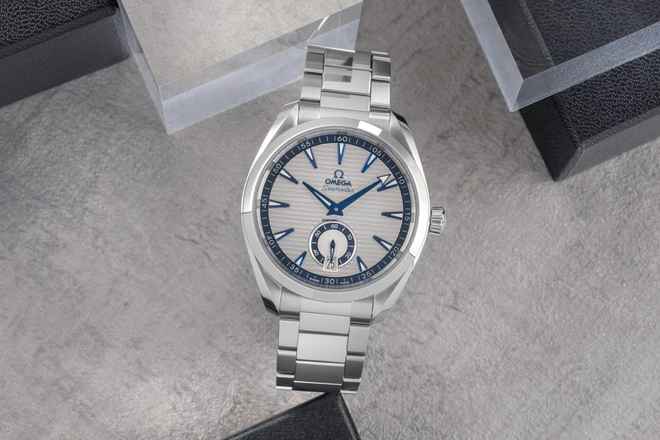  Omega Seamaster Aqua Terra Stahl Herrenuhr 220.10.41.21.02.004 B&P 