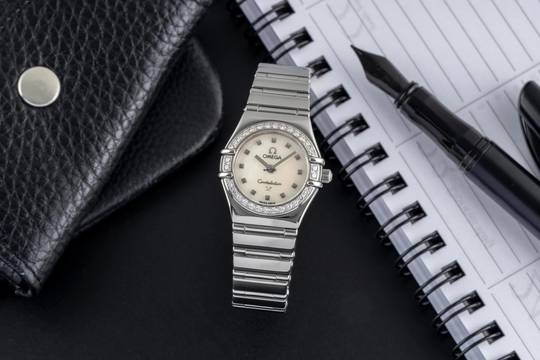  Omega Constellation Ladies Stahl Quarz MOP Diamonds Damen Ref. 1460.75.00 895.1243 