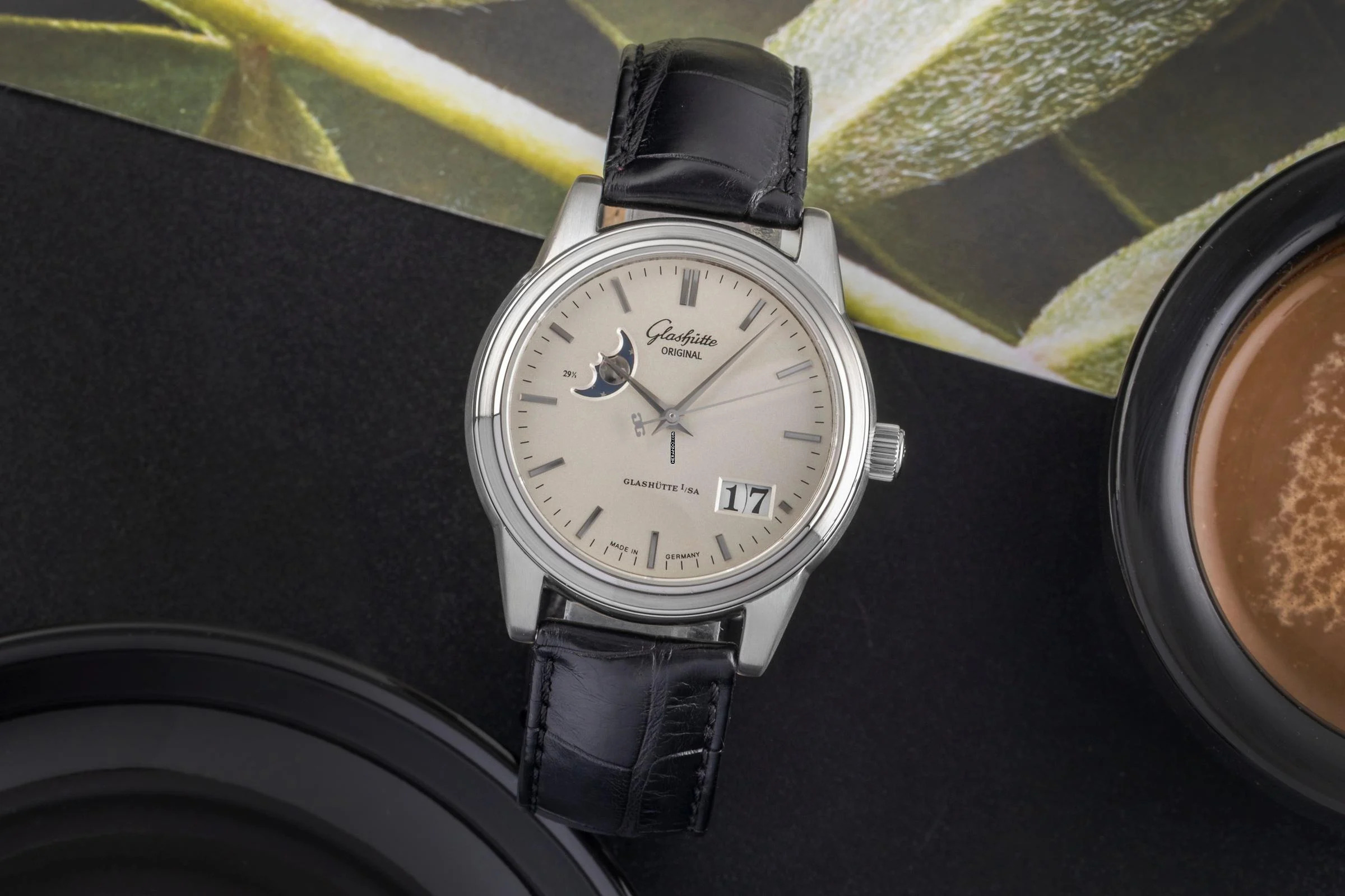 Glashütte Original Senator Panoramadatum Stahl Automatik Herrenuhr Ref. 39-41-04-12-04