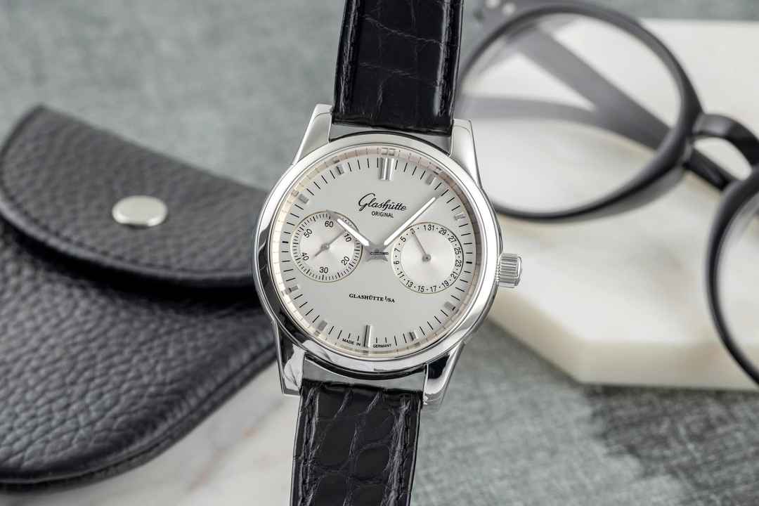  Glashütte Original Senator Zeigerdatum Ref. 1-39-58-02-02-04 Box & Papiere 2013 