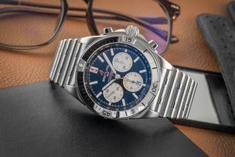 Thumbnail von Breitling Chronomat 42 B01 42 Chronograph Automatik Ref AB0134101B1A1 Papiere