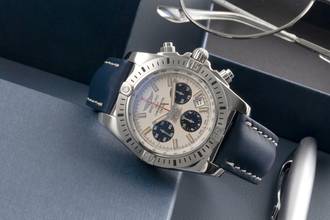 Thumbnail von Breitling Chronomat 44 Airborne Chronograph Automatik Ref. AB01154G/G786 B&P