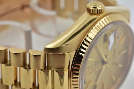  Rolex Day-Date 36 Oyster Perpetual Day Date 18k Gold Champagner Dial 18078 