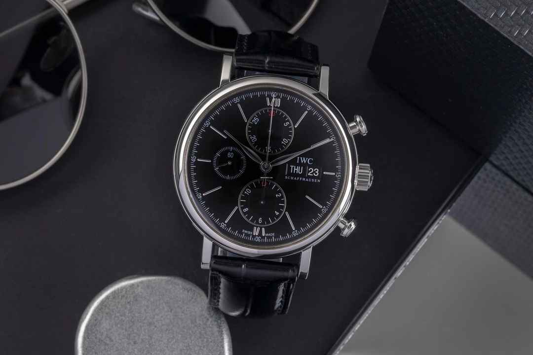  IWC Portofino Chronograph Black Dial Automatik Herrenuhr Ref. IW391002 