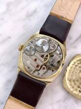 Thumbnail von IWC Solid Gold Cushion Shape Vintage Tank Serviced (430 euro) from 1930ties