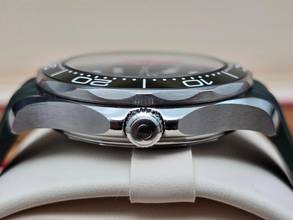 Thumbnail von Omega Seamaster Diver 300 M Master Chronometer 210.32.42.20.10.001 Green Dial Very Good Full Set 1-2023