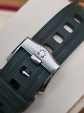 Thumbnail von Omega Seamaster Diver 300 M Master Chronometer 210.32.42.20.10.001 Green Dial Very Good Full Set 1-2023